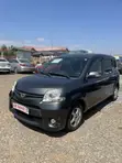 Toyota Sienta 2011 Gray - 2