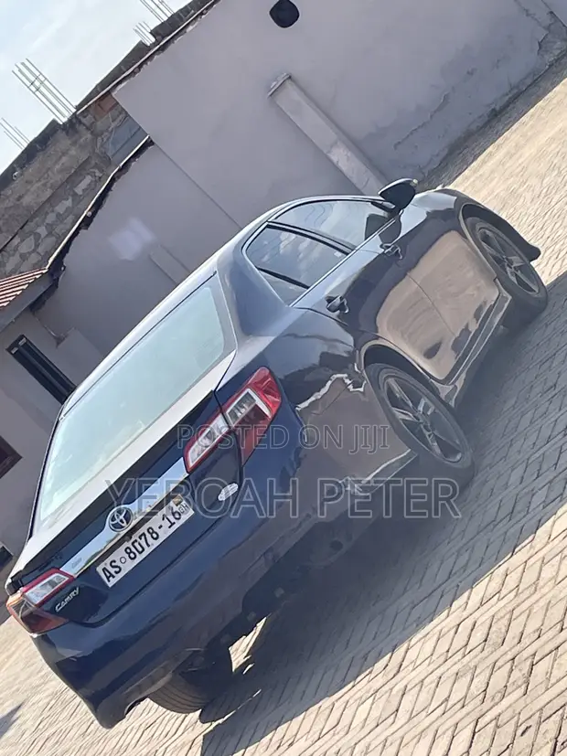 Toyota Camry 2014 Blue - 1
