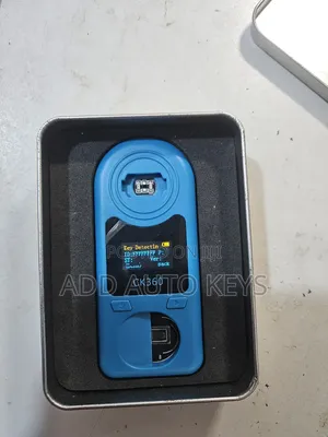 Handheld Mercedes-Benz Key and Transponder Chip Reader
