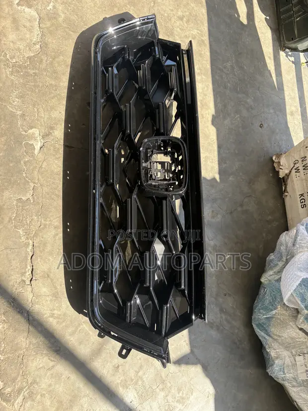 Honda CR-V Top Shell Grill All Black Hybrid 2024-2026 - 1