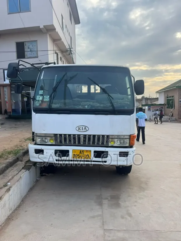 Kia Rhino Two 25 Register - 1