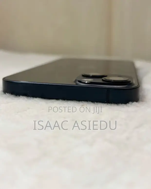 Apple iPhone 13 128GB Black - 1