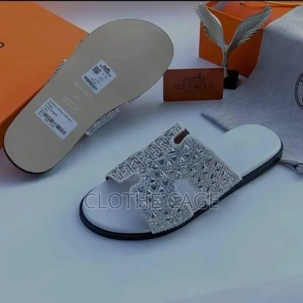 Hermes-Style Crystal Embellished Slippers - 1