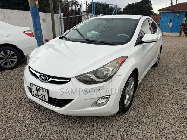 Hyundai Elantra 2013 White - 1