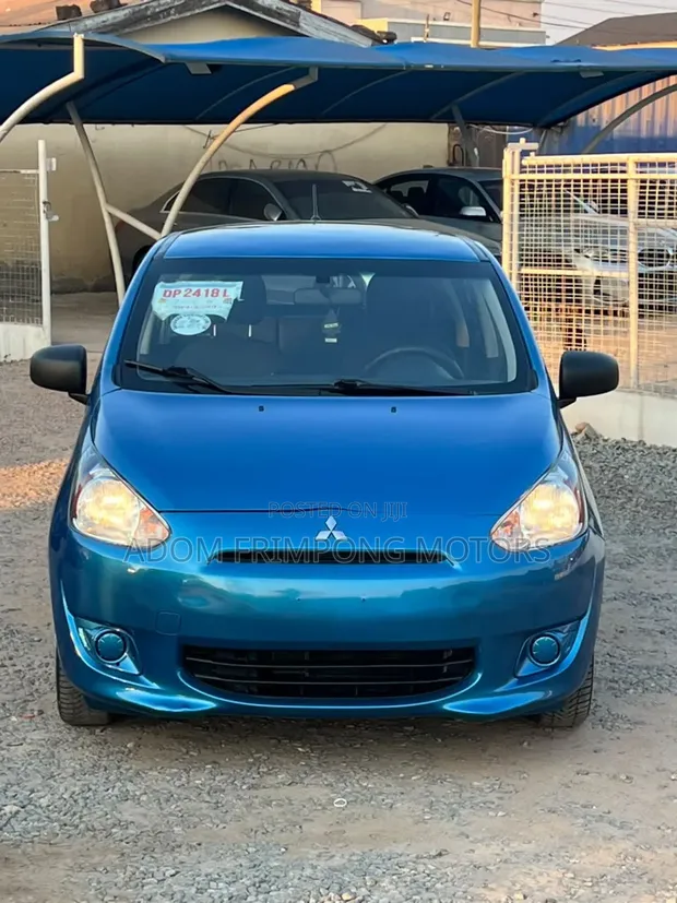Mitsubishi Mirage 2016 Blue - 1