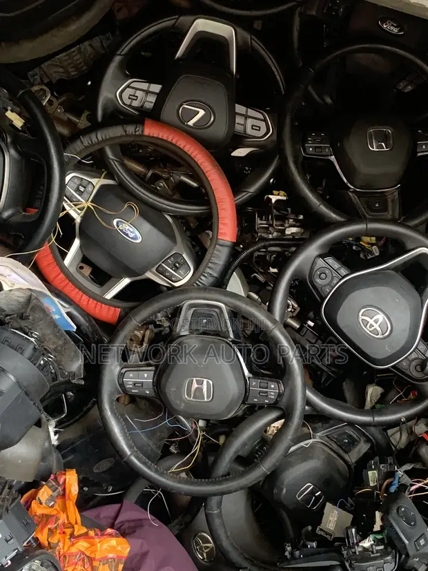 Complete Steering Wheel for Honda, Toyota, Hyundai, Acura, BMW - 1