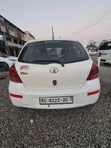 Toyota Vitz 1.0 FWD 3dr 2010 White - 3