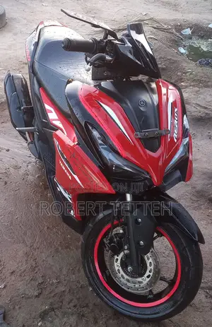 Yamaha Aerox 2025 Red