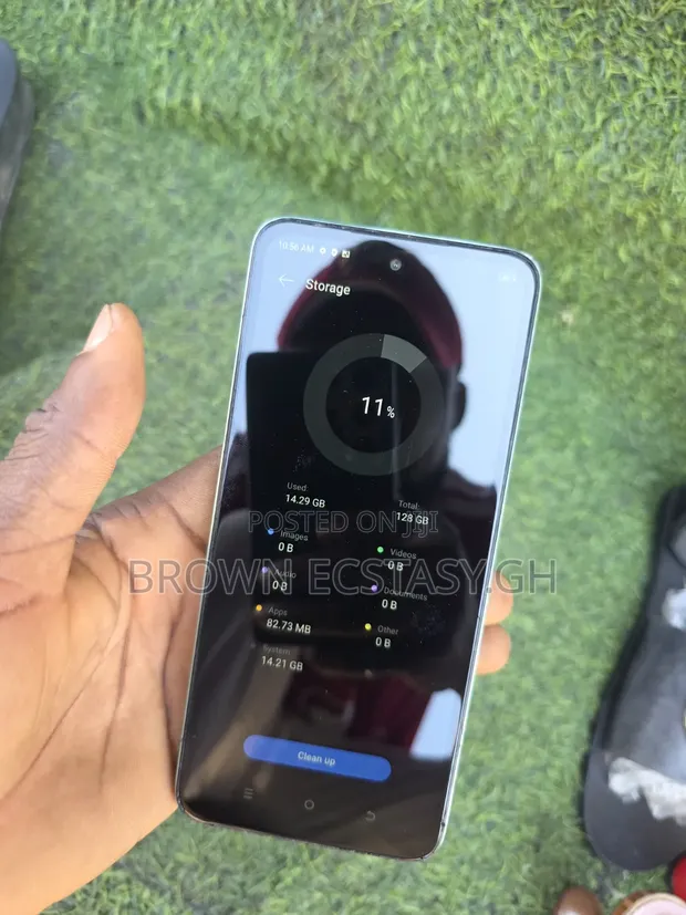 Itel P40+ 128GB White - 1