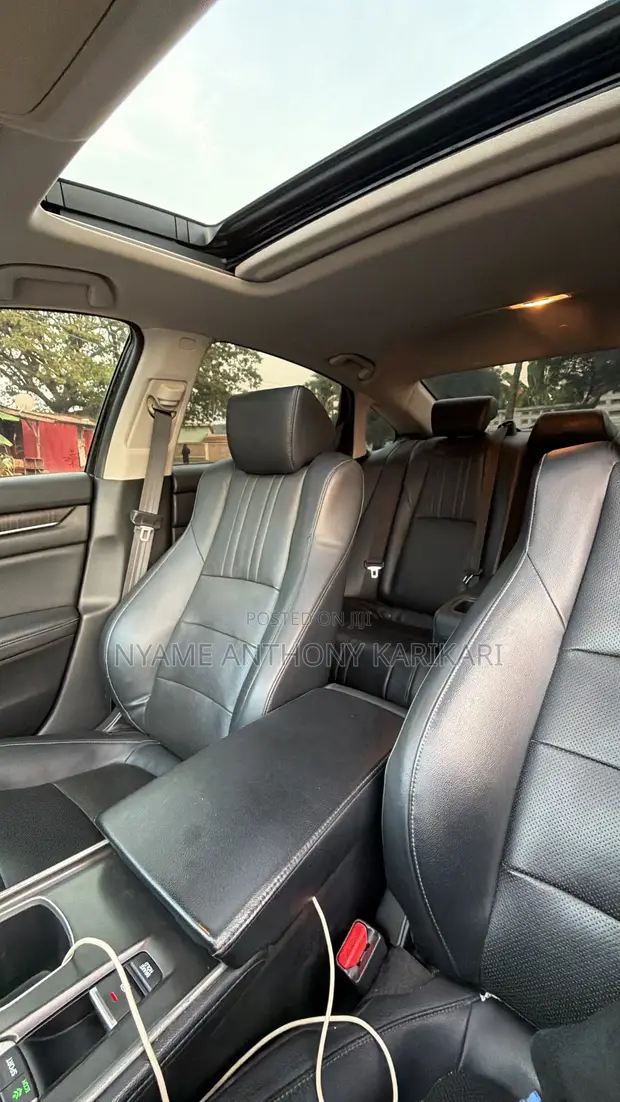 Honda Accord Touring 2018 Black - 1