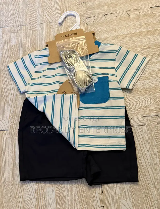 2-Piece Boy's Clothing Set (3 Months) - 1