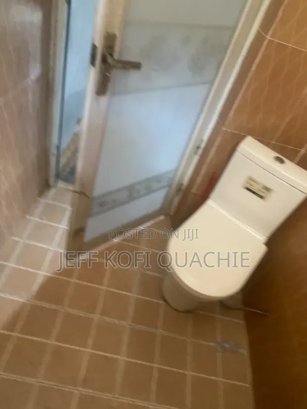 1 Bedroom Apartment for Rent in Quachie, Abeka - 1