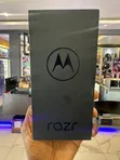Motorola Razr 2024 256GB - 1
