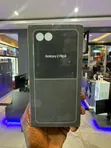 Samsung Galaxy Z Flip8 256GB Black - 1