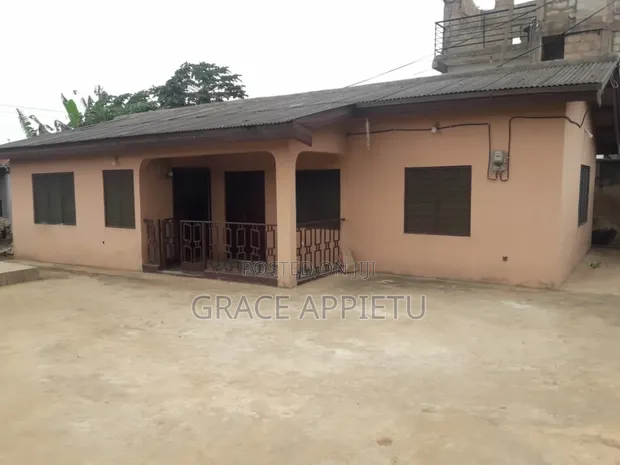 2 Bedroom House for Rent in Owner's Key, Accra - 1