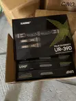 One Drag Two Wireless Microphones - 3
