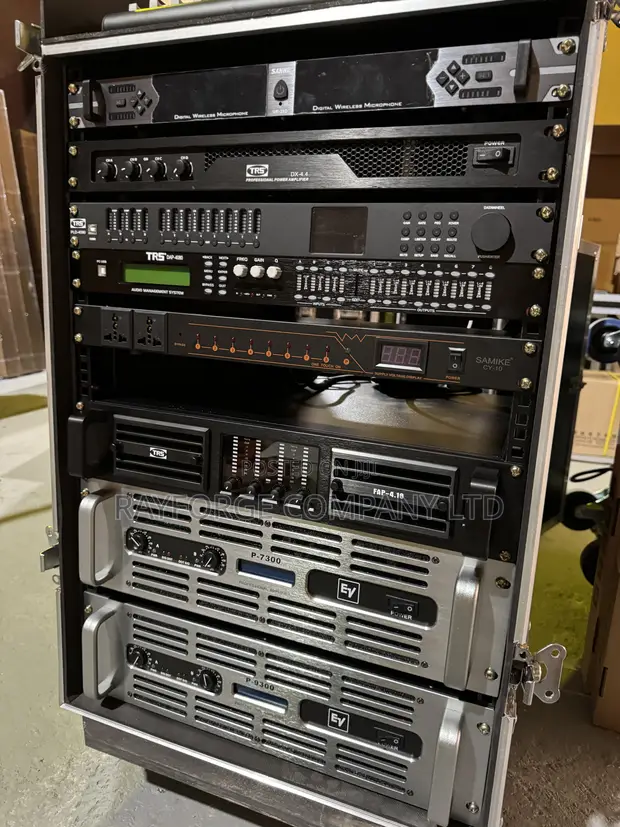 3800W Amplifier - 1