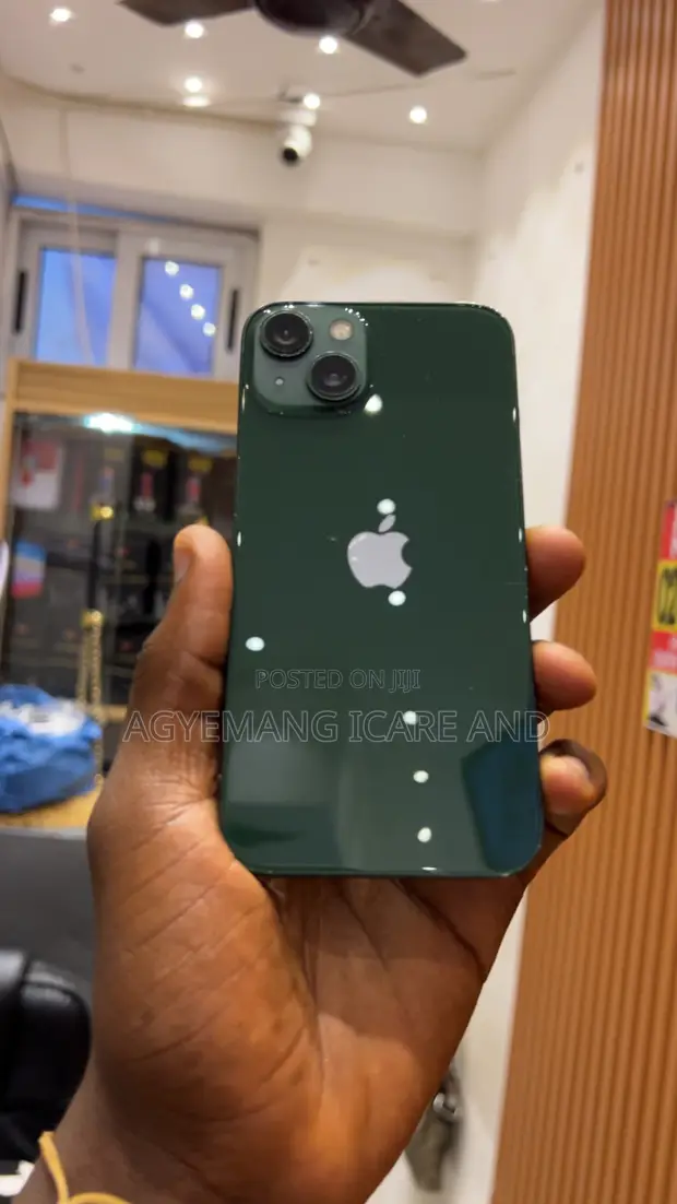 Apple iPhone 13 128GB Green - 1