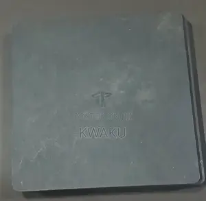PlayStation 4 Slim Console