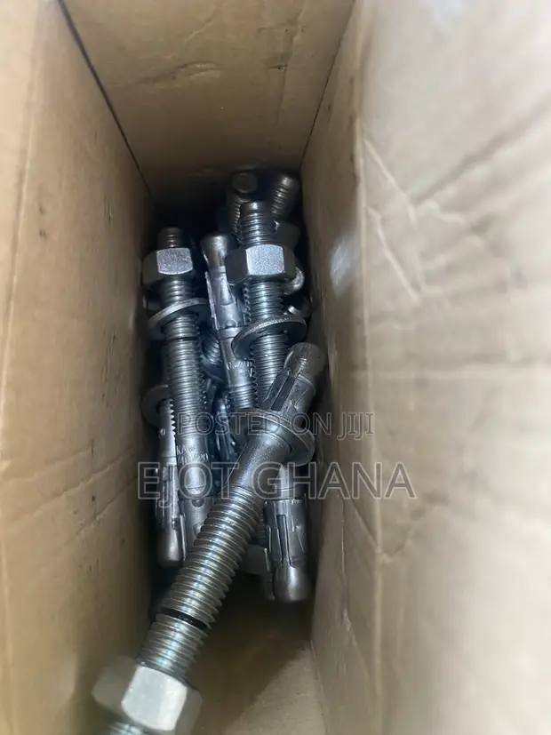 Expansion Bolts M16+ - 1