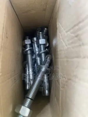 Expansion Bolts M16+