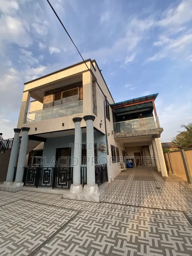 3 Bedroom Apartment for Rent in Agbogba - 1