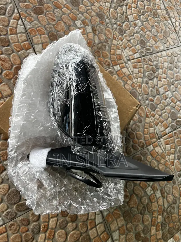 Honda Civic Mirror (2016-2021) - 1
