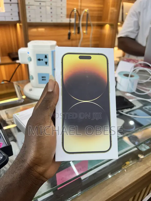 New Apple iPhone 14 Pro 256GB - 1