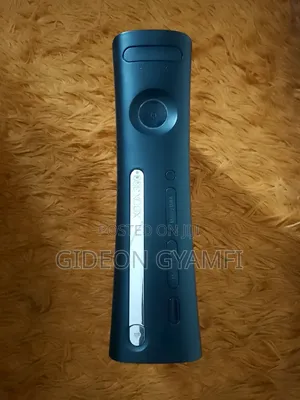 Used Xbox 360 with 7 Games