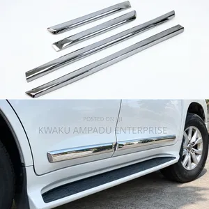 Toyota Land Cruiser LC200 2016-2020 Chrome Door Side Moulding