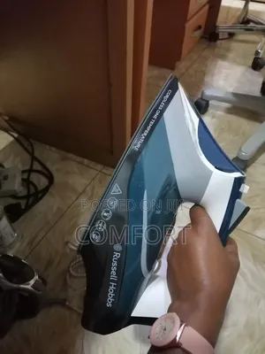 Russell Hobbs Cordless One Temperature Iron (2600W)