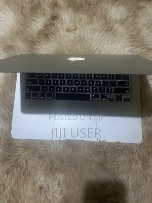 Apple MacBook Air 13" (2017) - Core i5, 8GB RAM, 256GB SSD