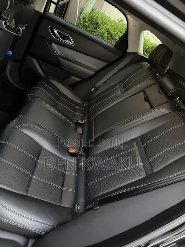 Land Rover Range Rover Velar P250 S 4x4 2019 Black - 1