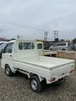Daihatsu Hijet 2006 White - 2