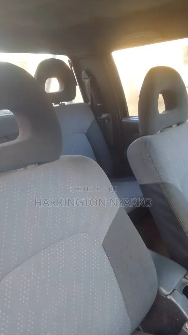 Mitsubishi L200 1993 Gray - 1