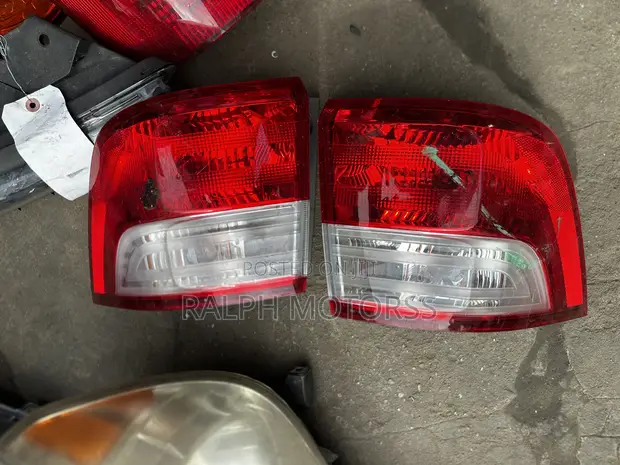 Honda Odyssey 2011-2013 Taillight Set - 1