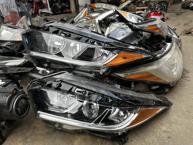 Honda HR-V 2016-2020 Headlight - 1