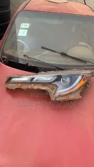 2020 Toyota Corolla Headlight - Driver's Side