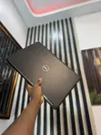 Dell Latitude E5570 Laptop: Intel Core i5, 8GB RAM, 256GB SSD - 1