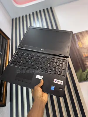 Dell Latitude E5550 Laptop - Intel Core i5, 8GB RAM, 256GB SSD