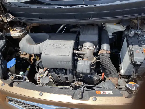 Kia Morning 2016 Beige - 1