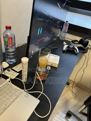 Used VIG Furniture Gaming Desk