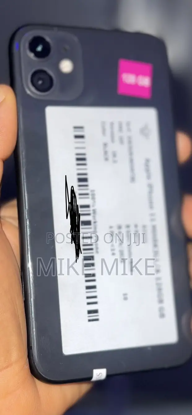 Apple iPhone 11 128GB Black - 1