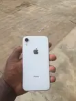 Apple iPhone XR 64GB White - 1