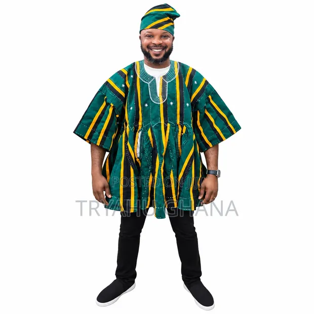 Handmade Ghanaian Smocks, Fugu & Batakari at Tryahu - 1