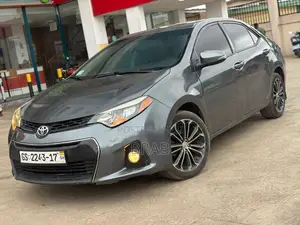 2016 Toyota Corolla S Sedan