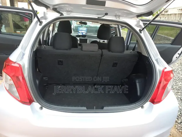 Toyota Vitz 2013 - 1
