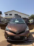2014 Toyota Vitz Brown - 3