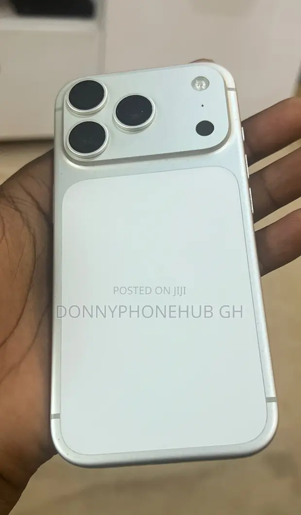 Apple iPhone 17 Pro 256GB Silver - 1
