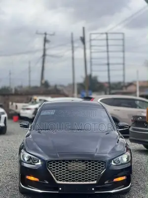 2018 Hyundai Grandeur Black